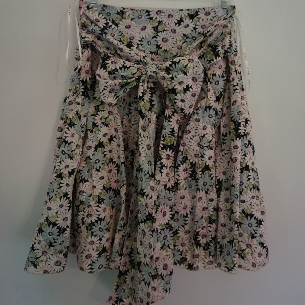 Floral Skirt with Bow